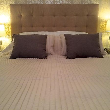 Hello Downtown Apartment - Eiffel Budapest Rom bilde